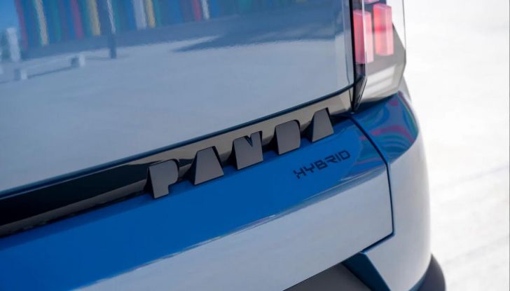 FIAT Grande Panda 1.2 Business 100cv in offerta con noleggio a lungo termine - Foto 5 di 13