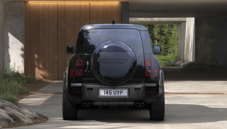 Land Rover Defender 2026