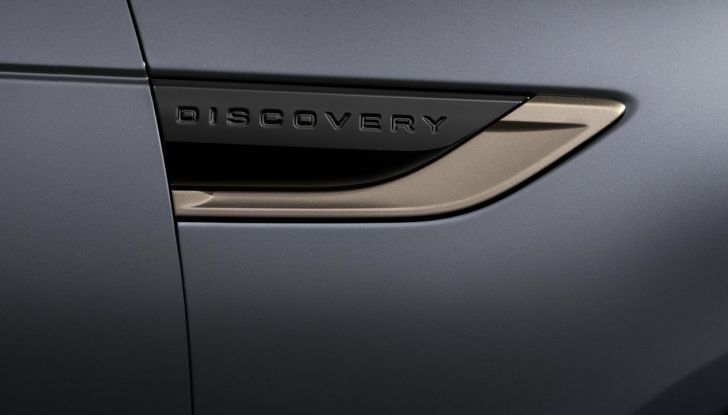 Land Rover Discovery compie 35 anni: ecco le esclusive edizioni Tempest e Gemini - Foto 25 di 33