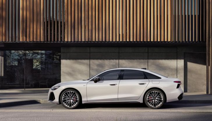 Nuova Audi A6 e-hybrid quattro