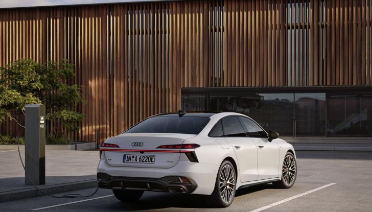 Nuova Audi A6 prova su strada, motori e consumi - Foto 18 di 20