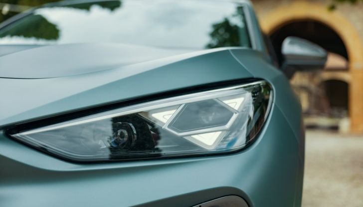 Gamma Cupra e-HYBRID: più autonomia, prestazioni e tecnologia - Foto 49 di 63