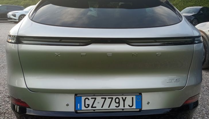 Test Drive XPENG G6 e XPENG G9: prova su strada, prezzi e autonomia - Foto 17 di 35