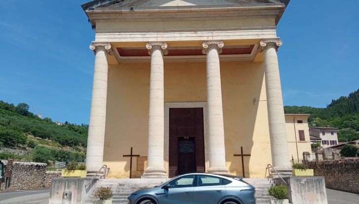 Test Drive XPENG G6 e XPENG G9: prova su strada, prezzi e autonomia - Foto 3 di 35