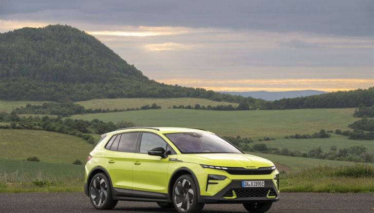 Skoda Elroq RS 2025: debutta la versione sportiva del SUV compatto elettrico - Foto 4 di 17