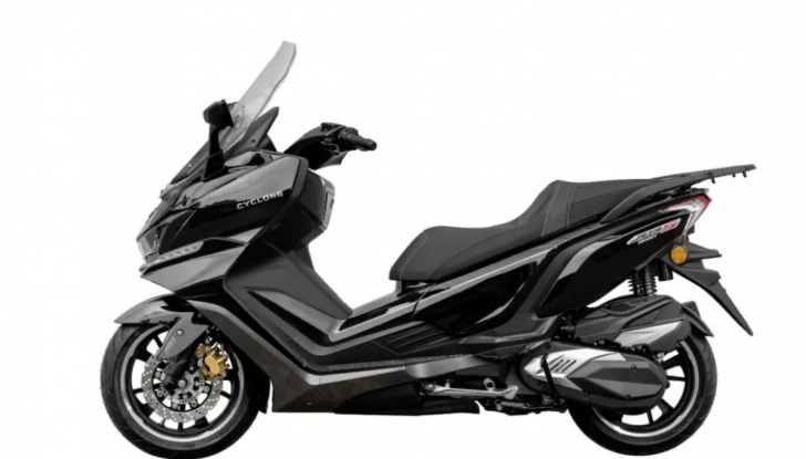 La cinese Cyclone debutta in Italia con moto e scooter a prezzi competitivi - Foto 7 di 9