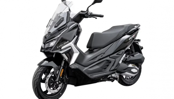 La cinese Cyclone debutta in Italia con moto e scooter a prezzi competitivi - Foto 8 di 9