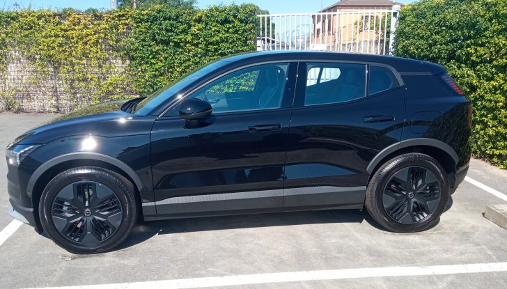 Test drive Volvo XC60: prova su strada, prestazioni e dati tecnici - Foto 24 di 25