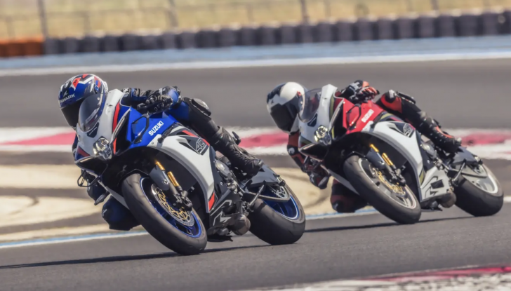 Suzuki GSX-R1000R 2025: ritorno in grande stile per i 40 anni della leggenda - Foto 10 di 12