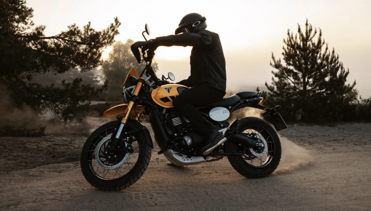 Triumph scrambler 400 XC, lo stile retro incontra l’anima off-road - Foto 6 di 17