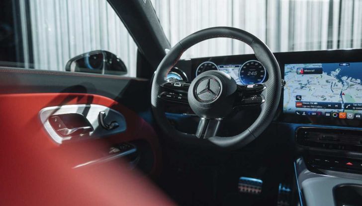 Mercedes-Benz CLA Shooting Brake 2025: la prima station wagon full-electric della Stella - Foto 10 di 22