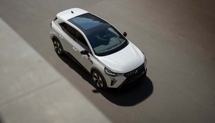 Mitsubishi Grandis: debutta il nuovo SUV ibrido compatto - Foto 6 di 6