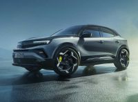 Opel Mokka GSE 2025: 280 CV, 200 km/h e design sportivo ispirato al rally