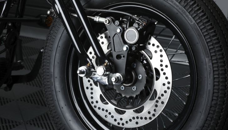 Thunder 250, lo stile USA parla giapponese: arriva la custom low cost che sorprende - Foto 17 di 17