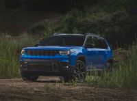 Jeep Cherokee 2026: nuova generazione ibrida, esclusiva per il mercato USA