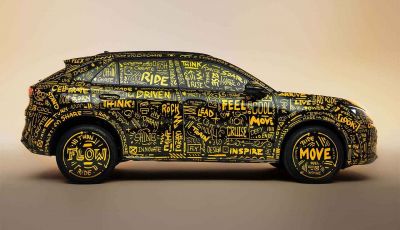 Volkswagen T-Roc 2025: nuova generazione, teaser interni e debutto a Monaco