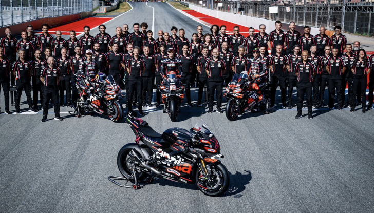 Aprilia RSV4 X-GP, la superbike da sogno in soli 30 esemplari - Foto 5 di 8