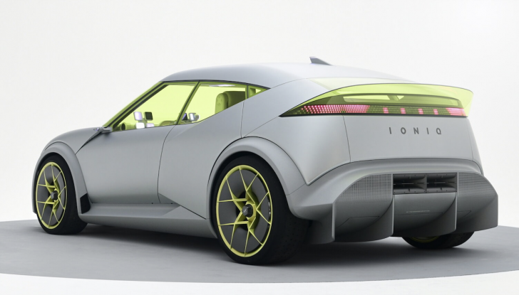 Hyundai Three, la concept che diventa realtà: nel 2026 l’elettrica sarà di serie - Foto 5 di 10