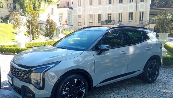 Nuovo Kia Sportage 2025 test drive, motori e prezzi - Foto 1 di 17