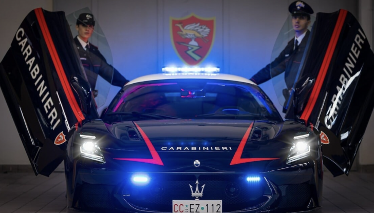 Maserati McPura e Giulia Quadrifoglio: le nuove supercar dei Carabinieri - Foto 9 di 10