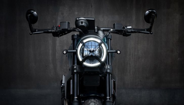 Nuova livrea Emerald Green per Nightshift, l’icona post-heritage della famiglia Scrambler - Foto 4 di 6