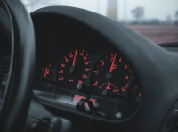 Come candele e filtri usurati causano un consumo eccessivo di carburante della vostra auto