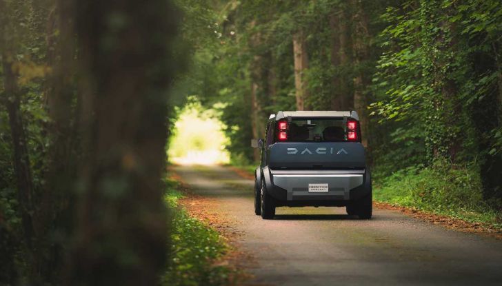 Dacia Hipster Concept: la minicar elettrica che reinterpreta la mobilità accessibile del futuro - Foto 15 di 61