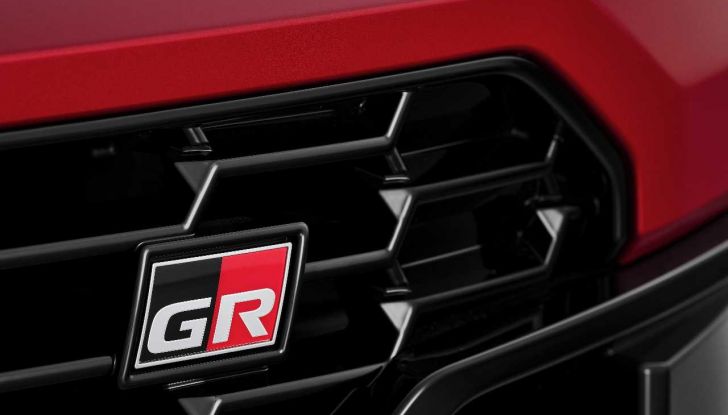 Toyota RAV4 2025: via agli ordini in Italia, gamma e listino - Foto 6 di 12