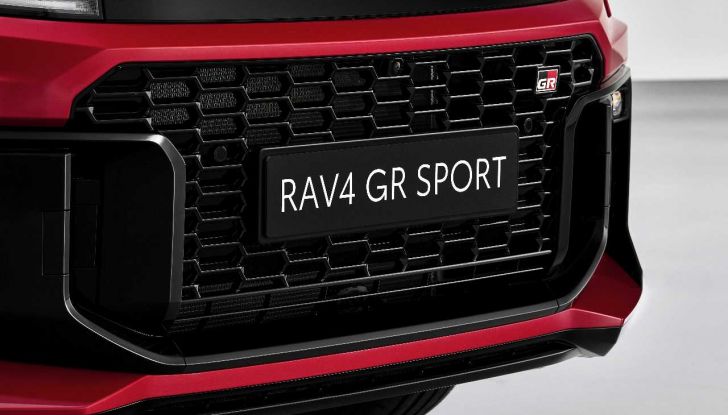 Toyota RAV4 2025: via agli ordini in Italia, gamma e listino - Foto 7 di 12