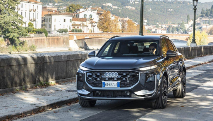 Nuova Audi Q3 e-hybrid prova su strada, motorizzazioni e consumi - Foto 6 di 14