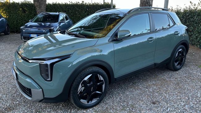 Kia Stonic 2026 prova su strada, motori e prezzi