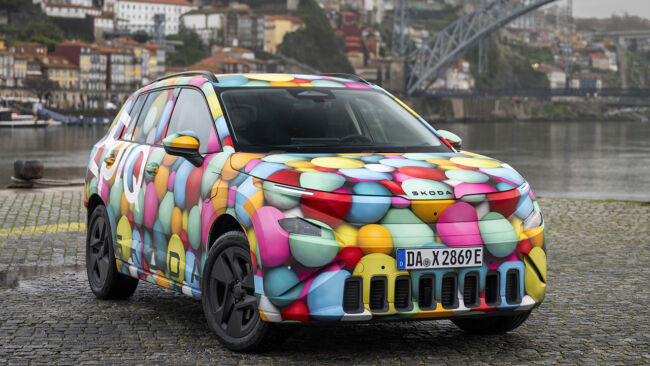 Skoda Epiq 2026: prime immagini ufficiali del SUV elettrico compatto da 25.000 euro