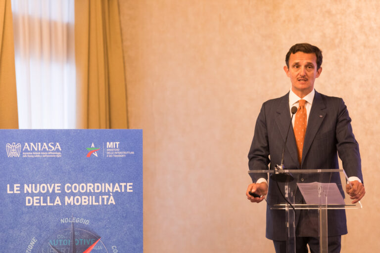 Noleggio auto sempre più scelto dagli italiani: perché può essere una soluzione intelligente nel 2026