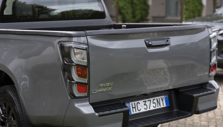 Isuzu D-Max 2.2 MY26, prova su strada del pick-up che punta su coppia, lavoro e concretezza - Foto 11 di 14