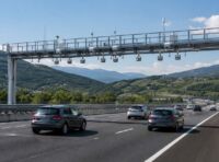 Autostrade senza caselli, arriva il Free Flow: come funziona, modalità di pagamento e sanzioni