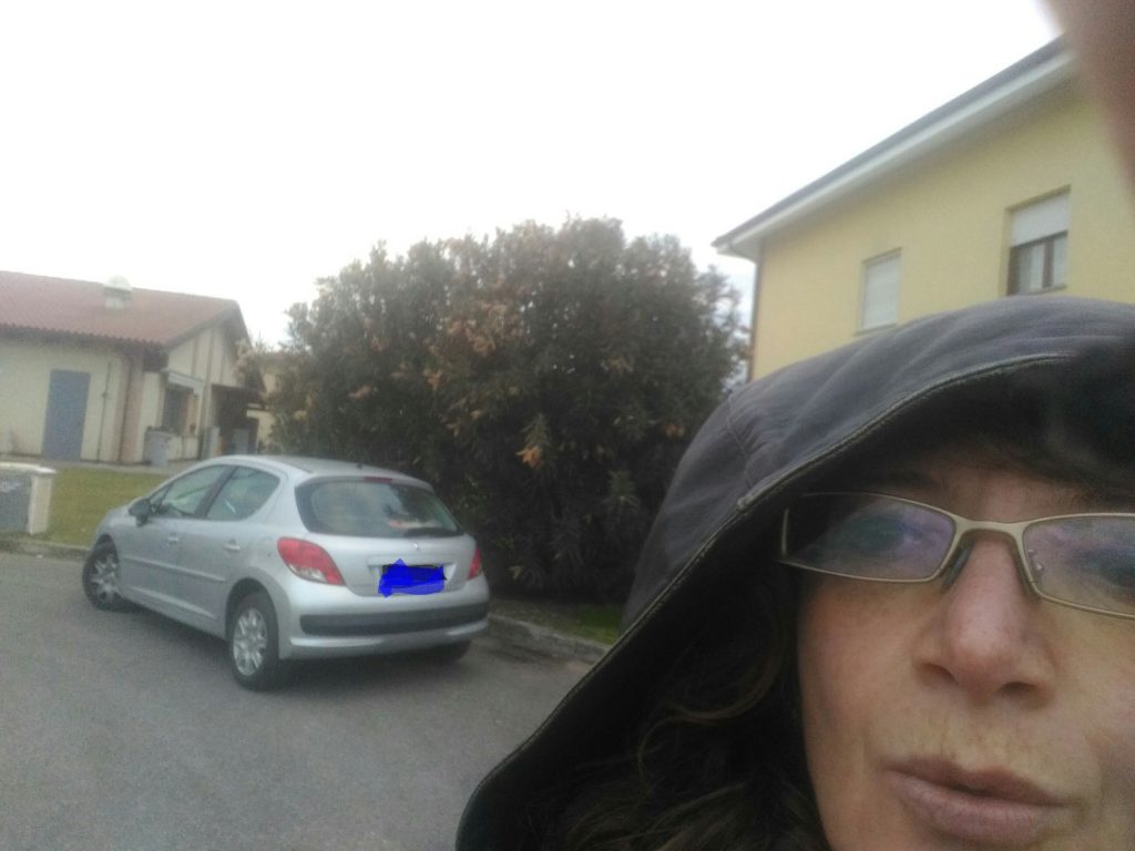 S - lunedì 20 gennaioHihihi....  la Peugeot non smentisce e non invecchia mai.... Mooooolto interessante! 